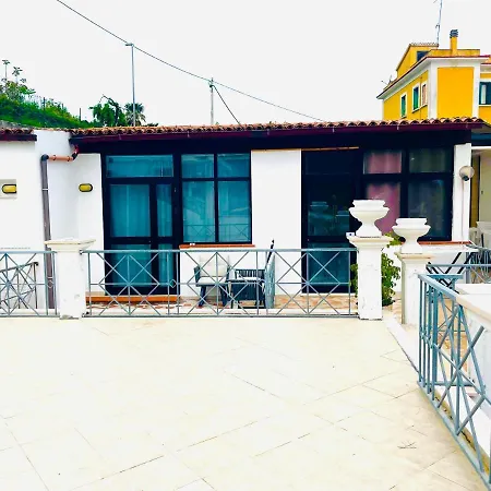 Отель Piccolo Paradiso Del Gargano 3*