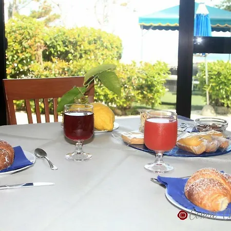 Отель Piccolo Paradiso Del Gargano 3*