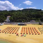 Piccolo Paradiso Del Gargano 3* Rodi Garganico