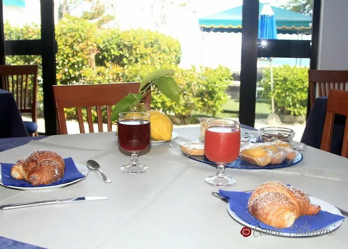 Hotel Piccolo Paradiso Del Gargano 3*